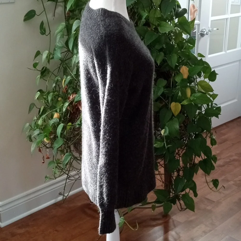 Women's Gray Alpaca Sweater with Deer Design - Picture 3 of 13